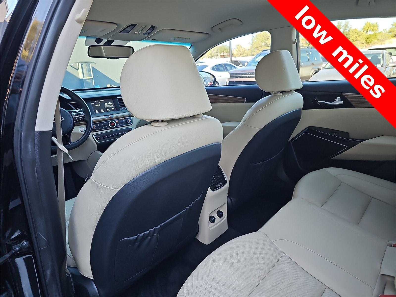 Thumbnail: 2019 Kia Cadenza - 16