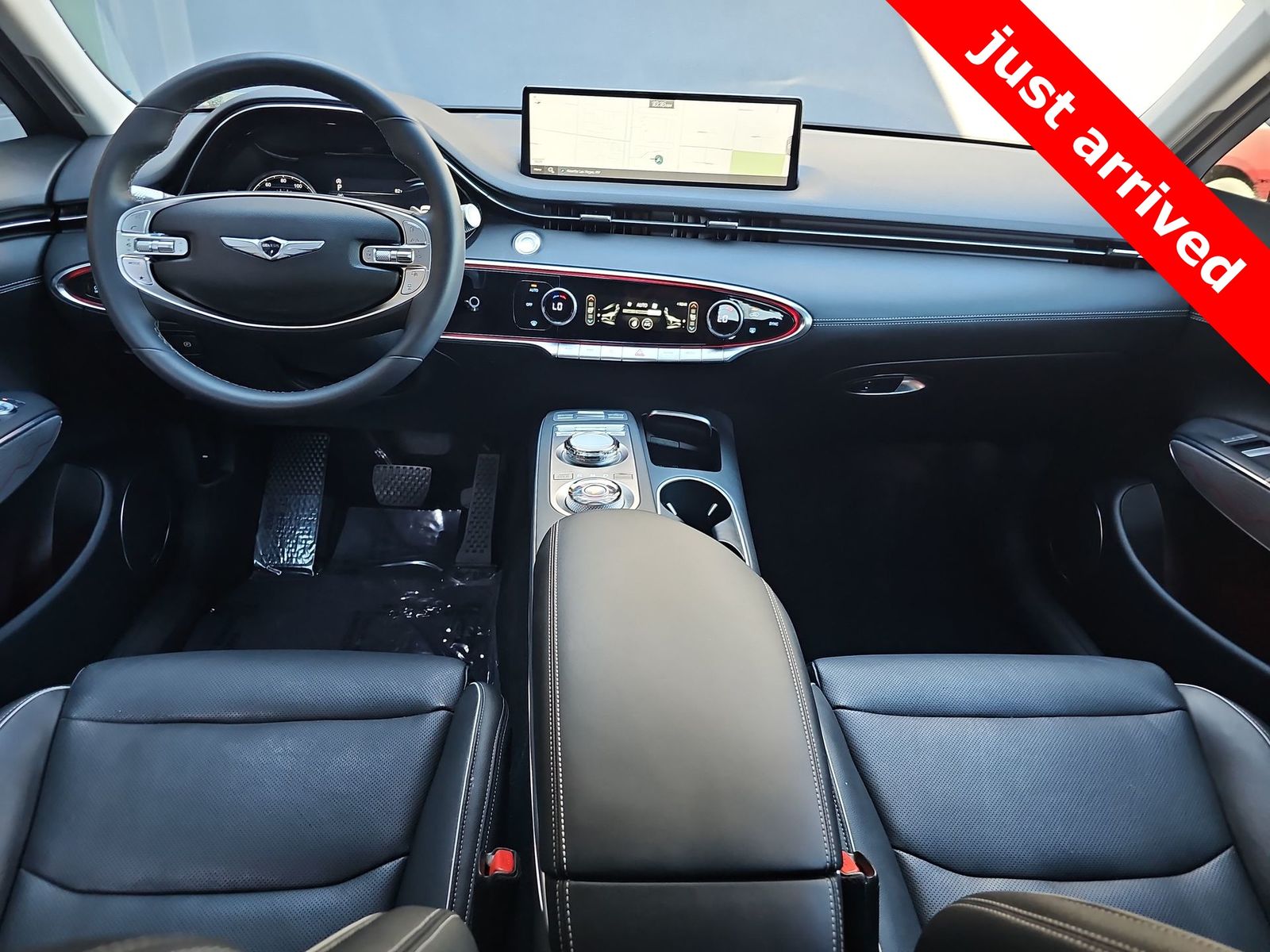 Thumbnail: 2023 Genesis GV70 - 14