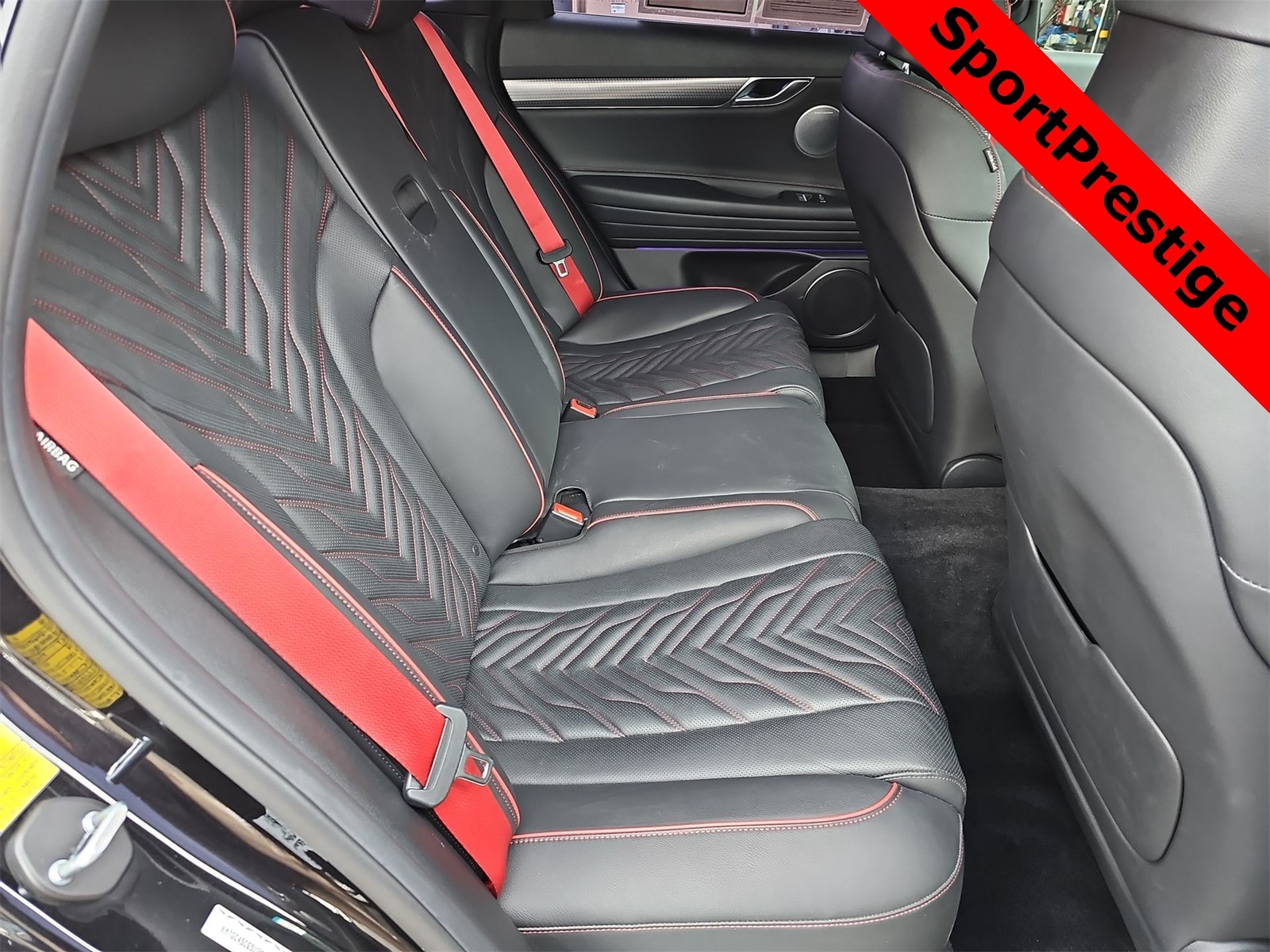 Thumbnail: 2025 Genesis G80 - 17