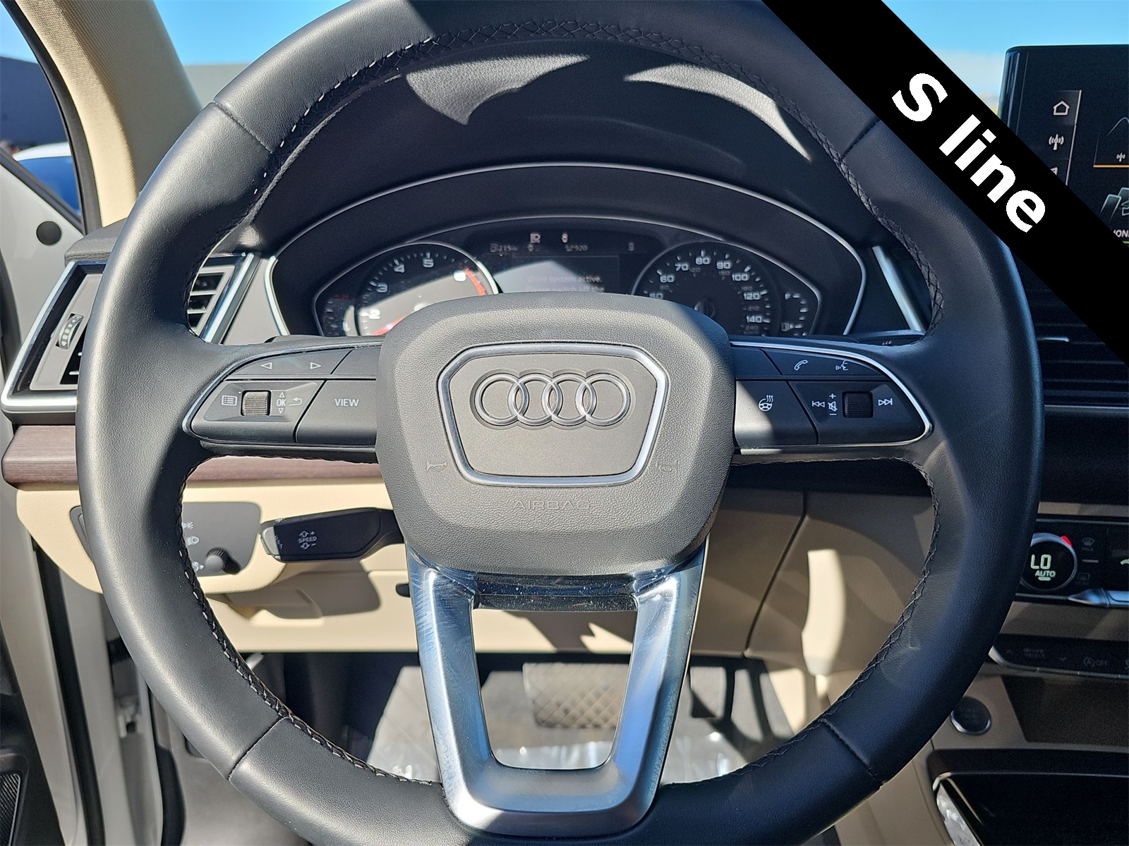 Thumbnail: 2022 Audi Q5 - 19