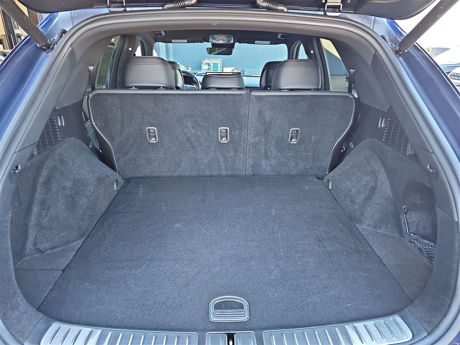 Thumbnail: 2025 Genesis GV70 - 23