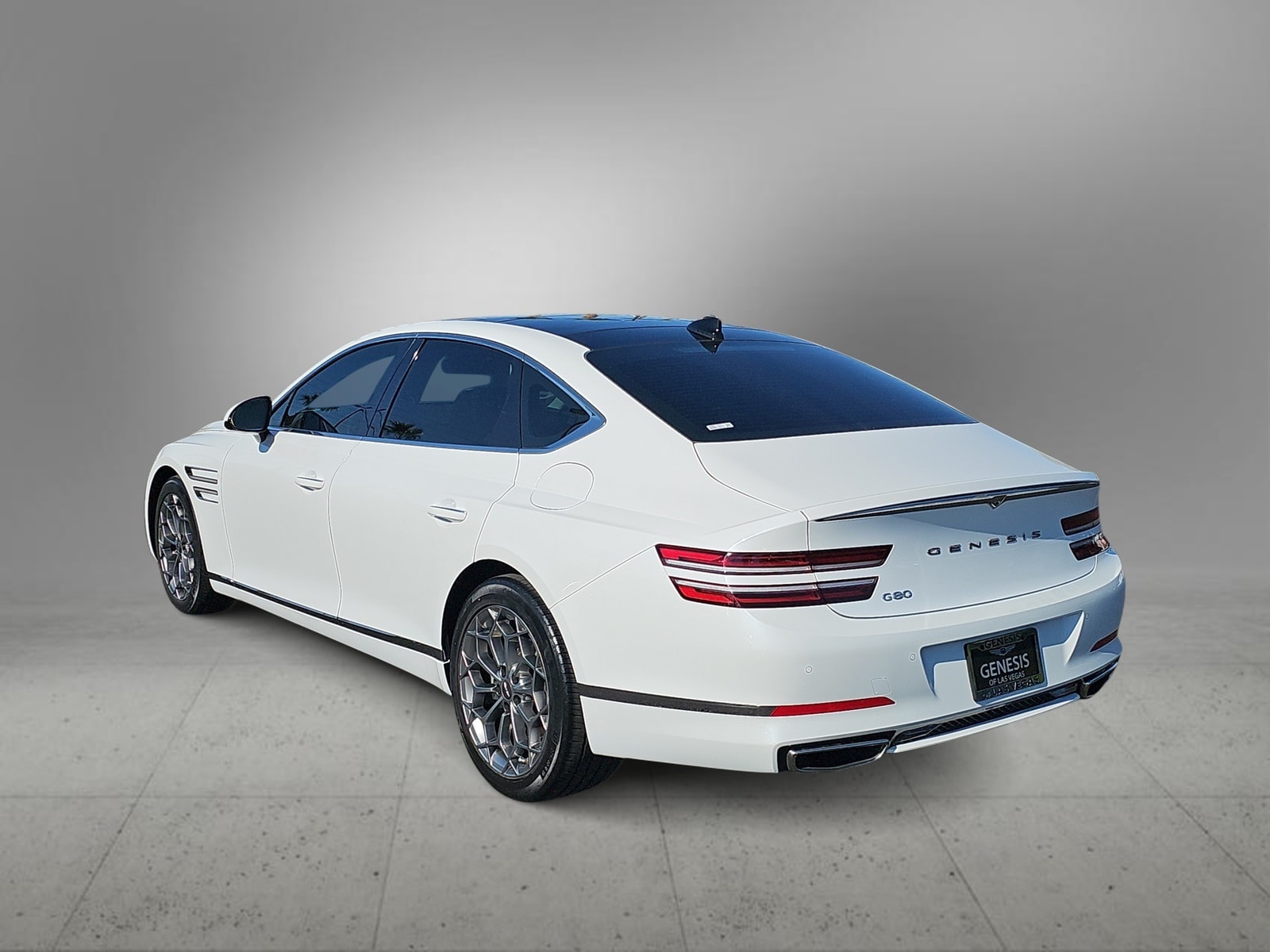 Thumbnail: 2023 Genesis G80 - 7