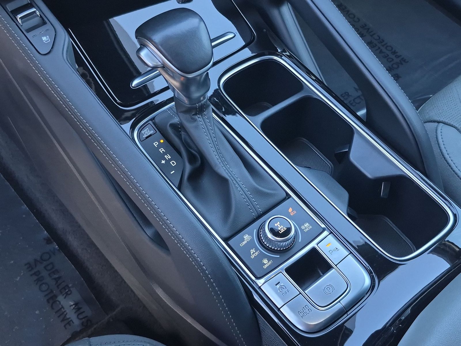 Thumbnail: 2023 Kia Telluride - 21