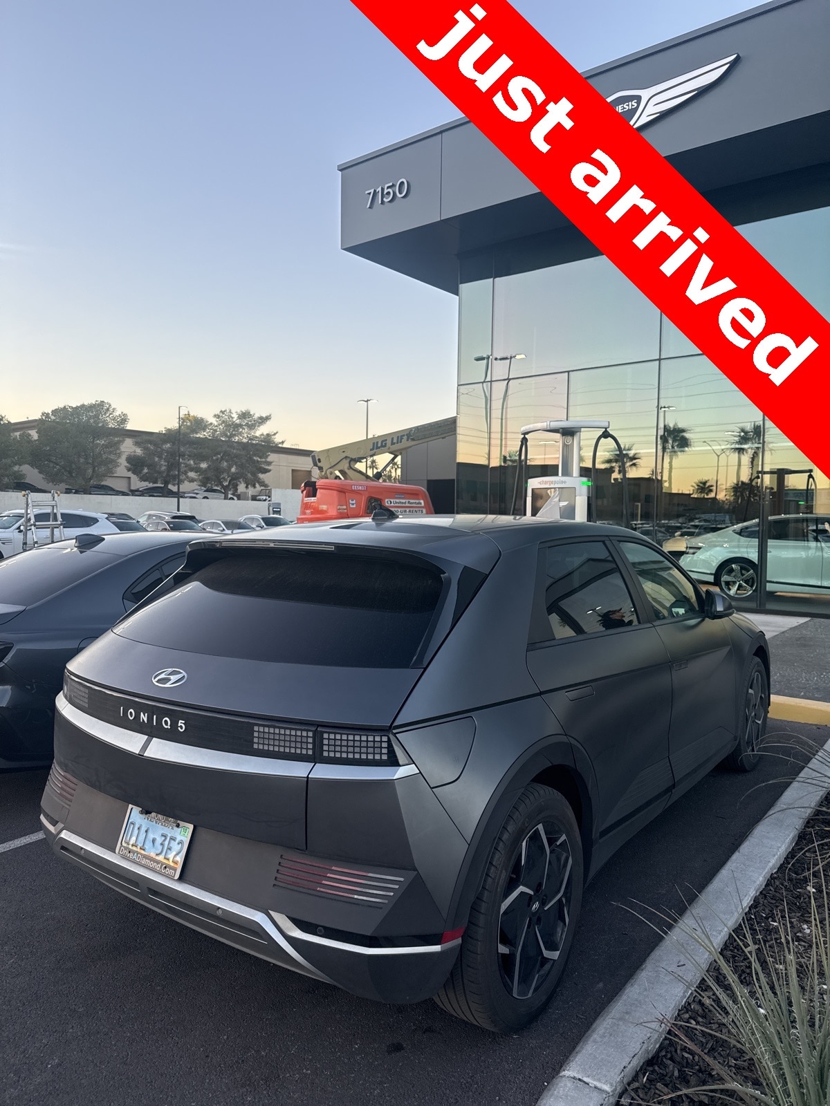 Thumbnail: 2023 Hyundai Ioniq 5 - 4