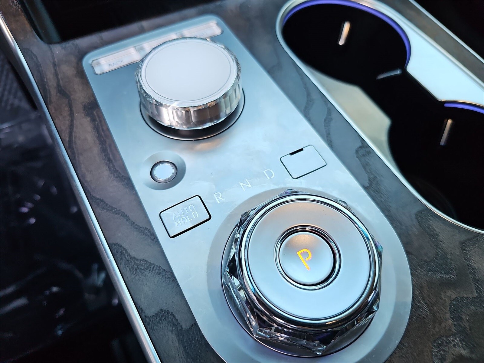 Thumbnail: 2025 Genesis GV80 - 21