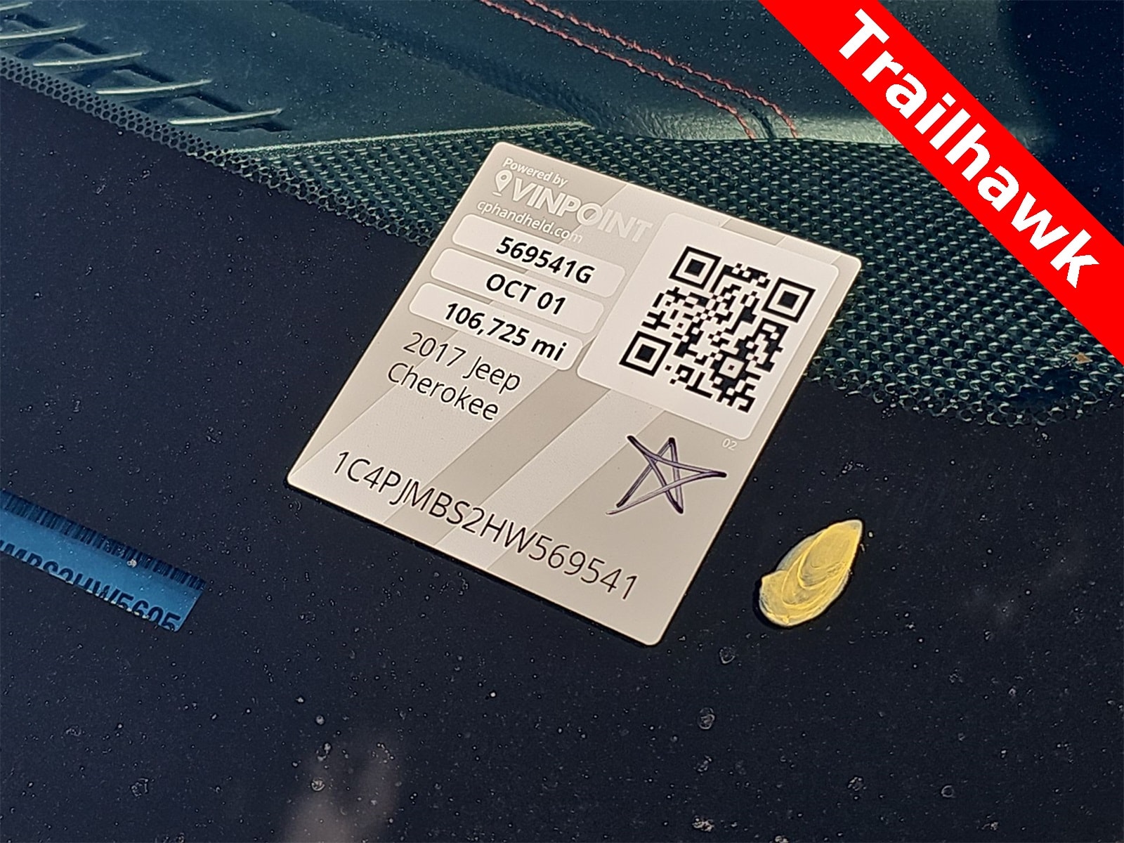 Thumbnail: 2017 Jeep Cherokee - 23