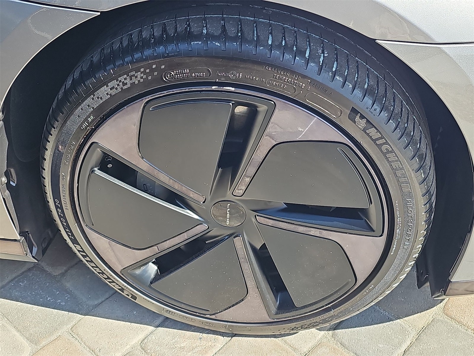 Thumbnail: 2024 Lucid Air - 12