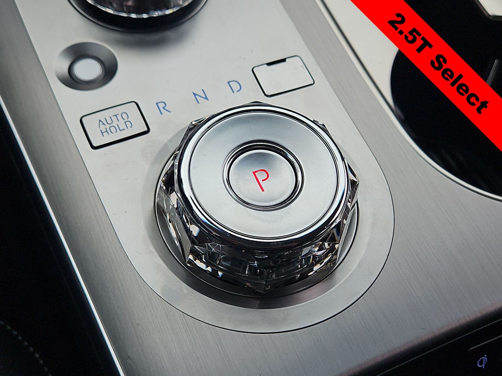 Thumbnail: 2026 Genesis GV70 - 21