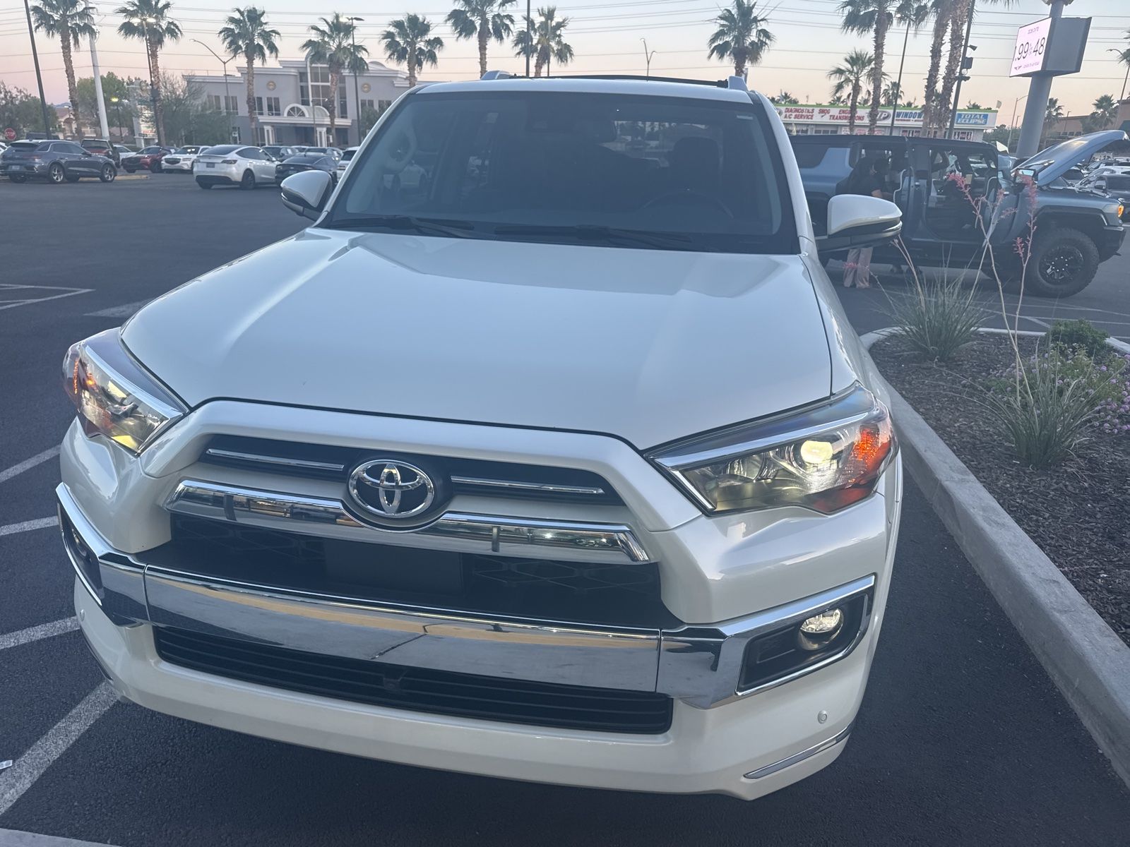 2023 Toyota 4Runner Limited 4WD V6's photo