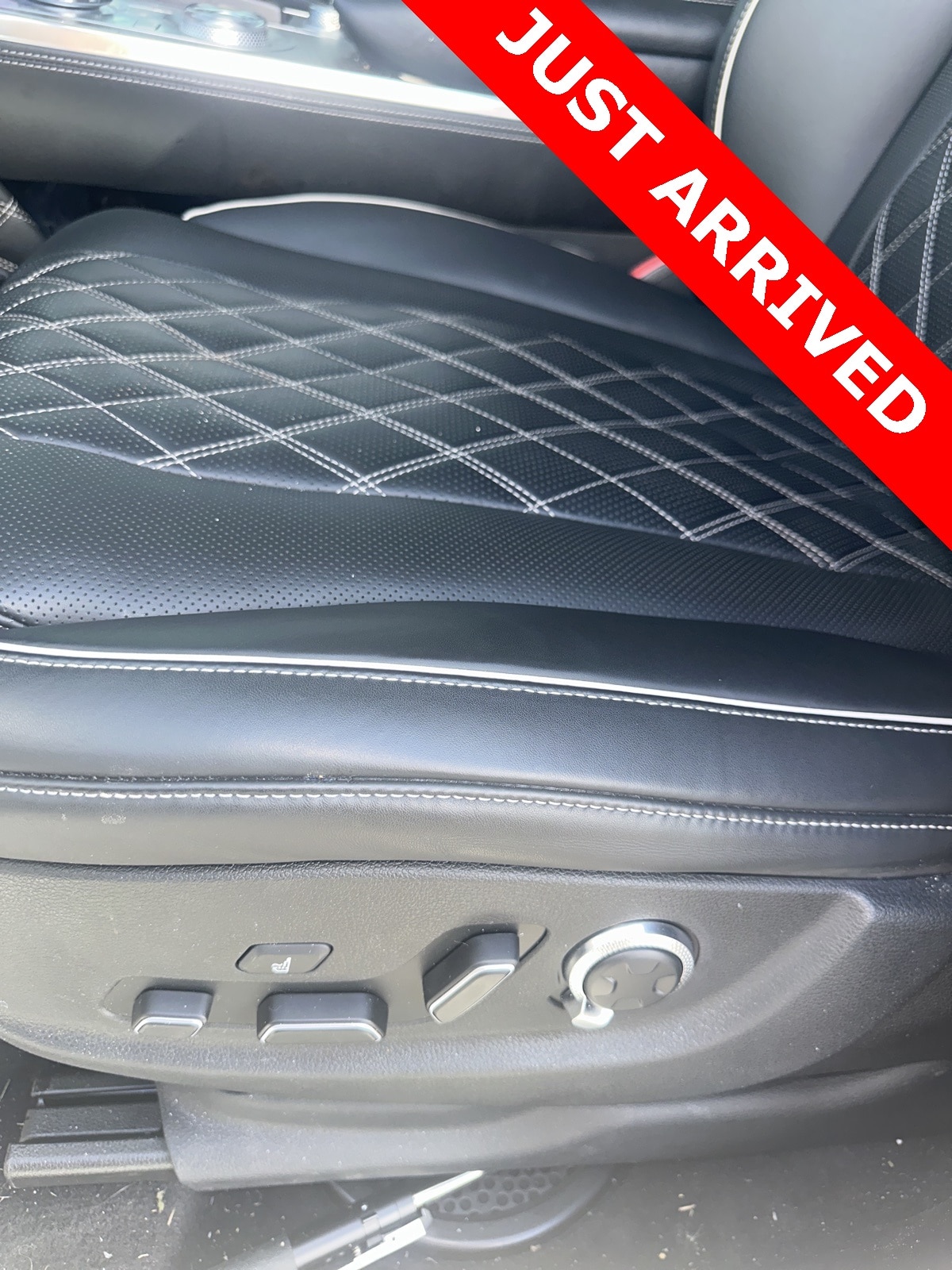 Thumbnail: 2024 Genesis GV80 - 6