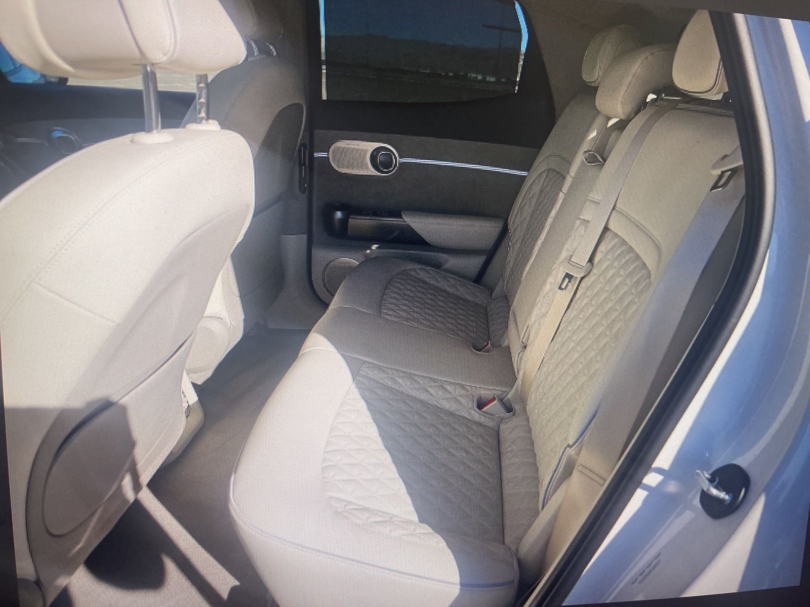 Thumbnail: 2025 Genesis GV60 - 9