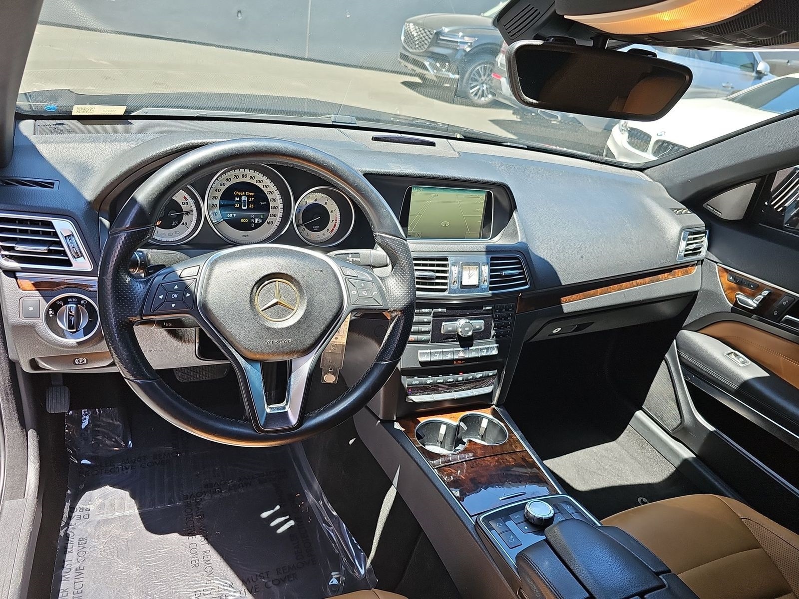 Thumbnail: 2014 Mercedes-Benz E-Class - 15