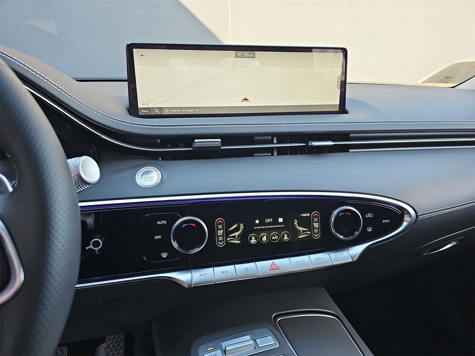 Thumbnail: 2025 Genesis GV70 - 20