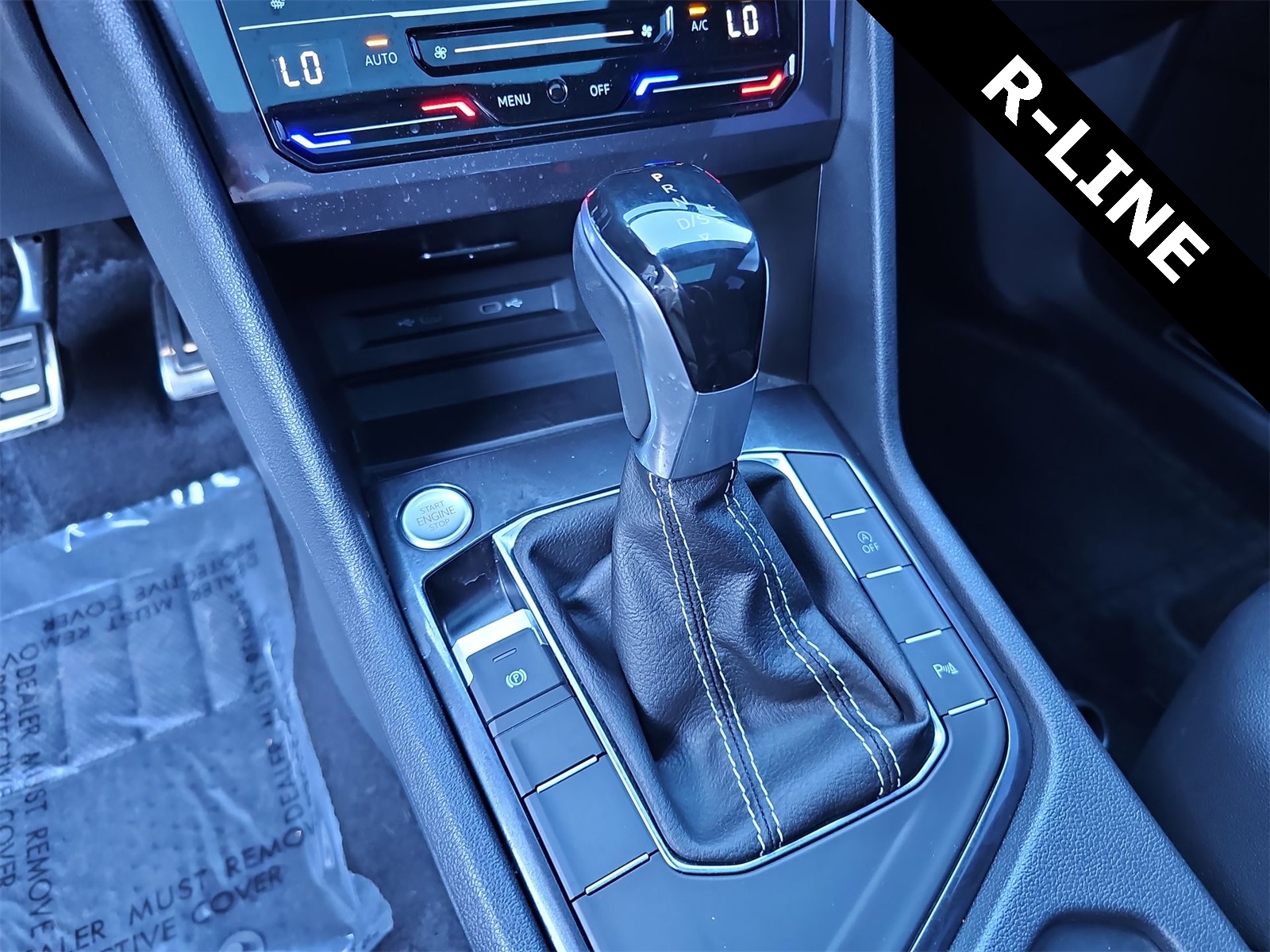 Thumbnail: 2024 Volkswagen Tiguan - 21