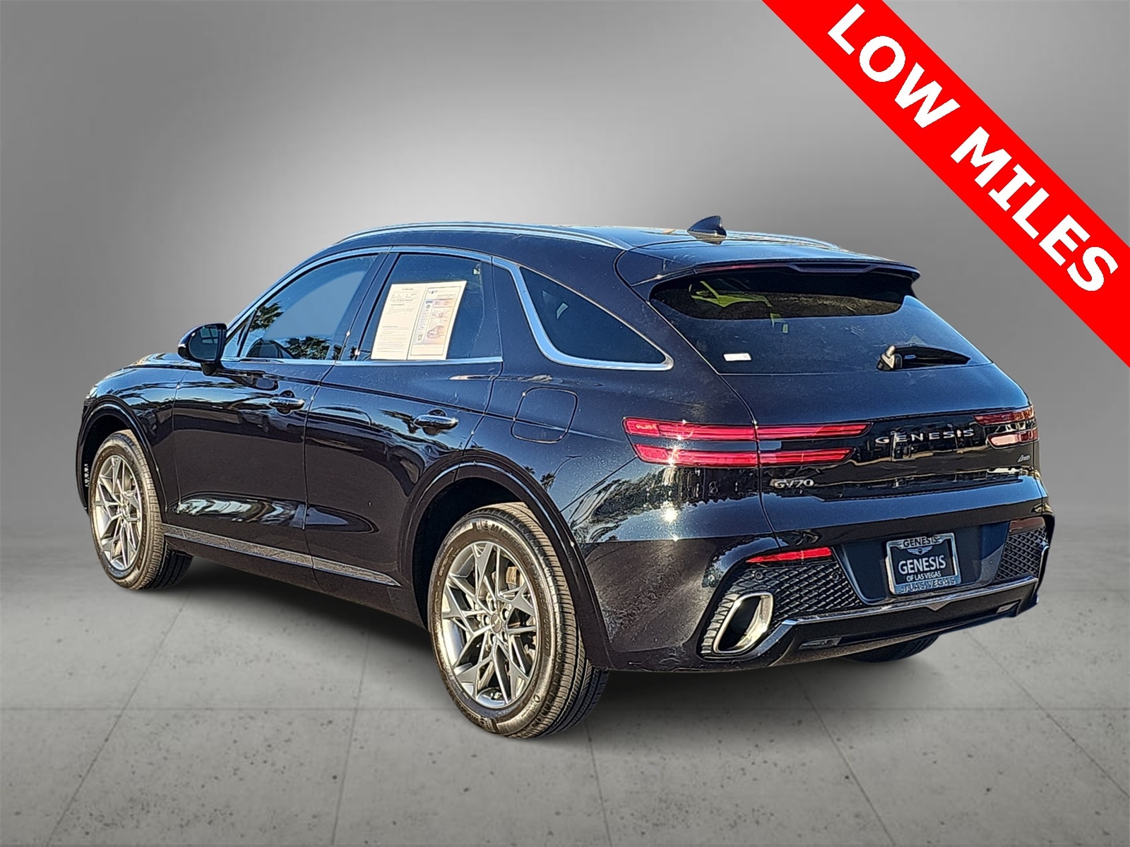 Thumbnail: 2024 Genesis GV70 - 6