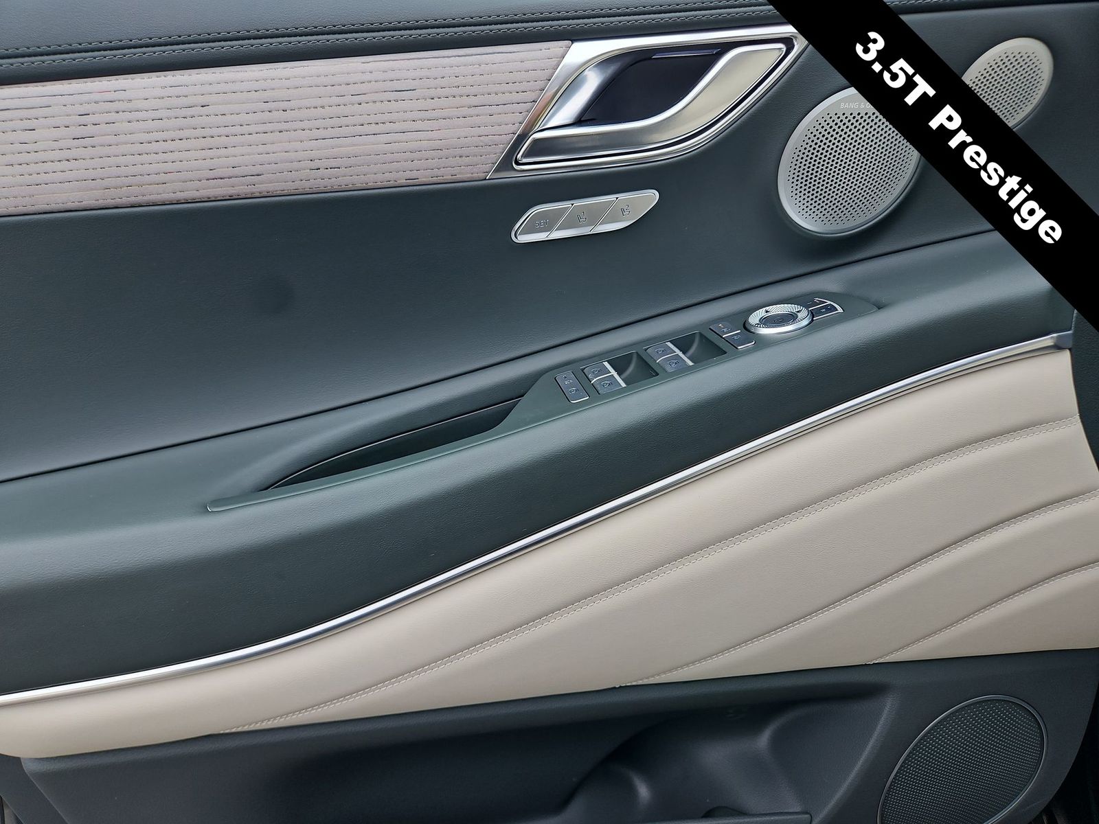 Thumbnail: 2026 Genesis GV80 - 29