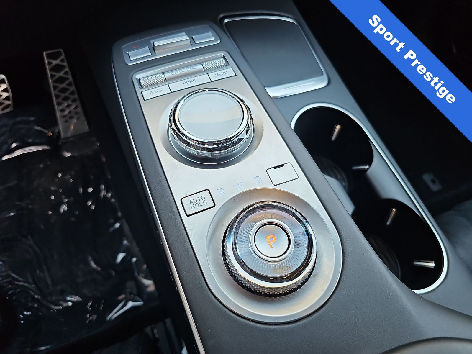 Thumbnail: 2025 Genesis GV70 - 21