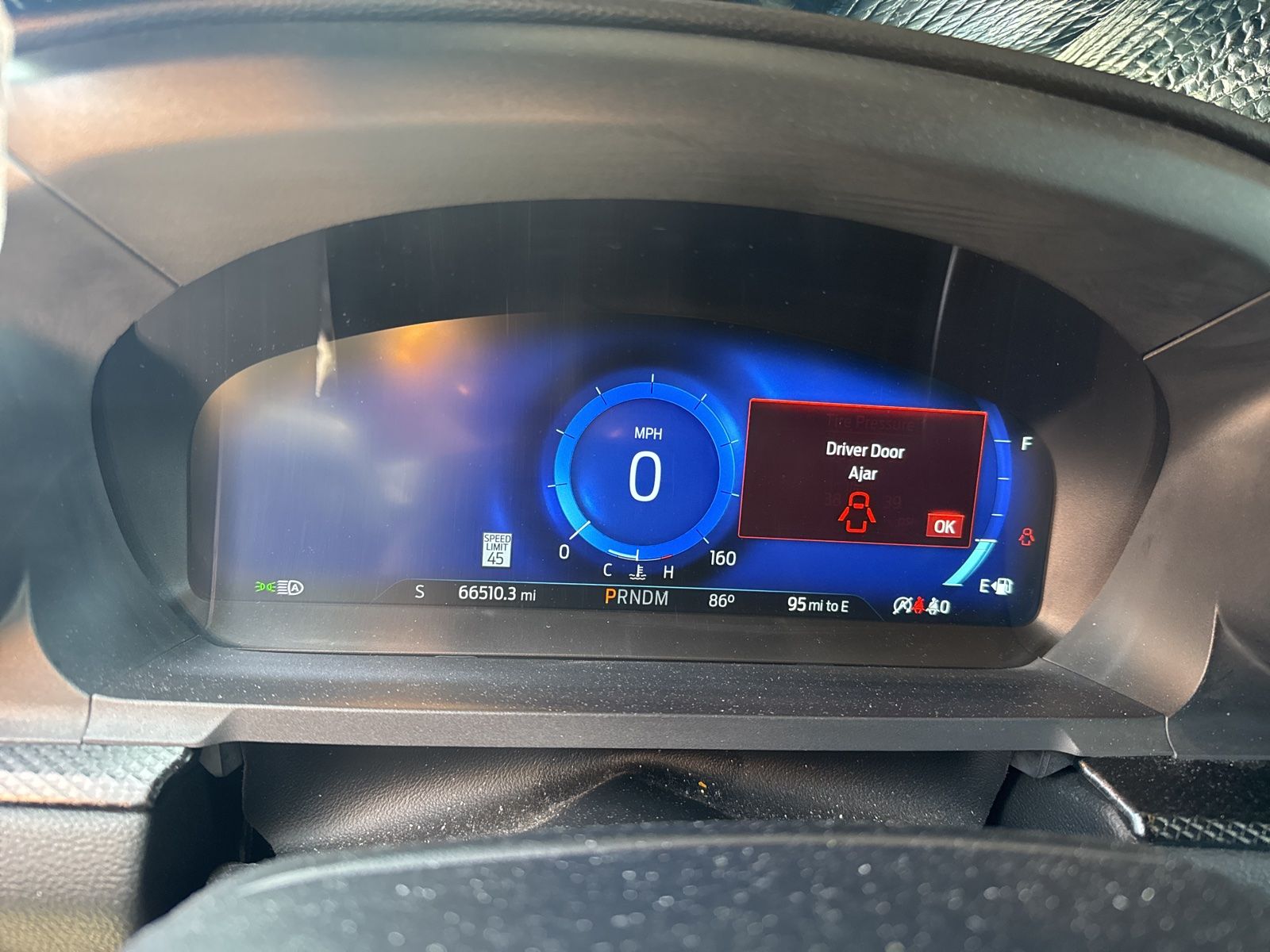 Thumbnail: 2020 Ford Explorer - 4