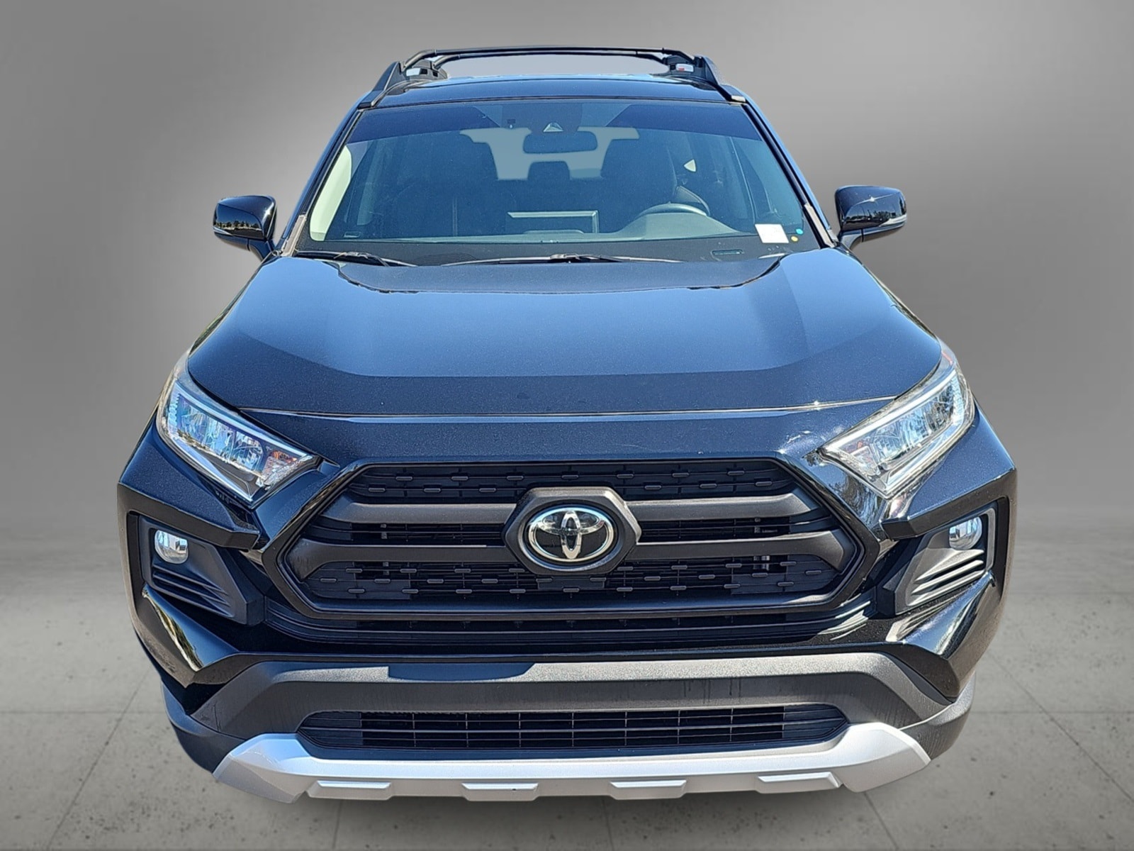 Thumbnail: 2019 Toyota RAV4 - 4