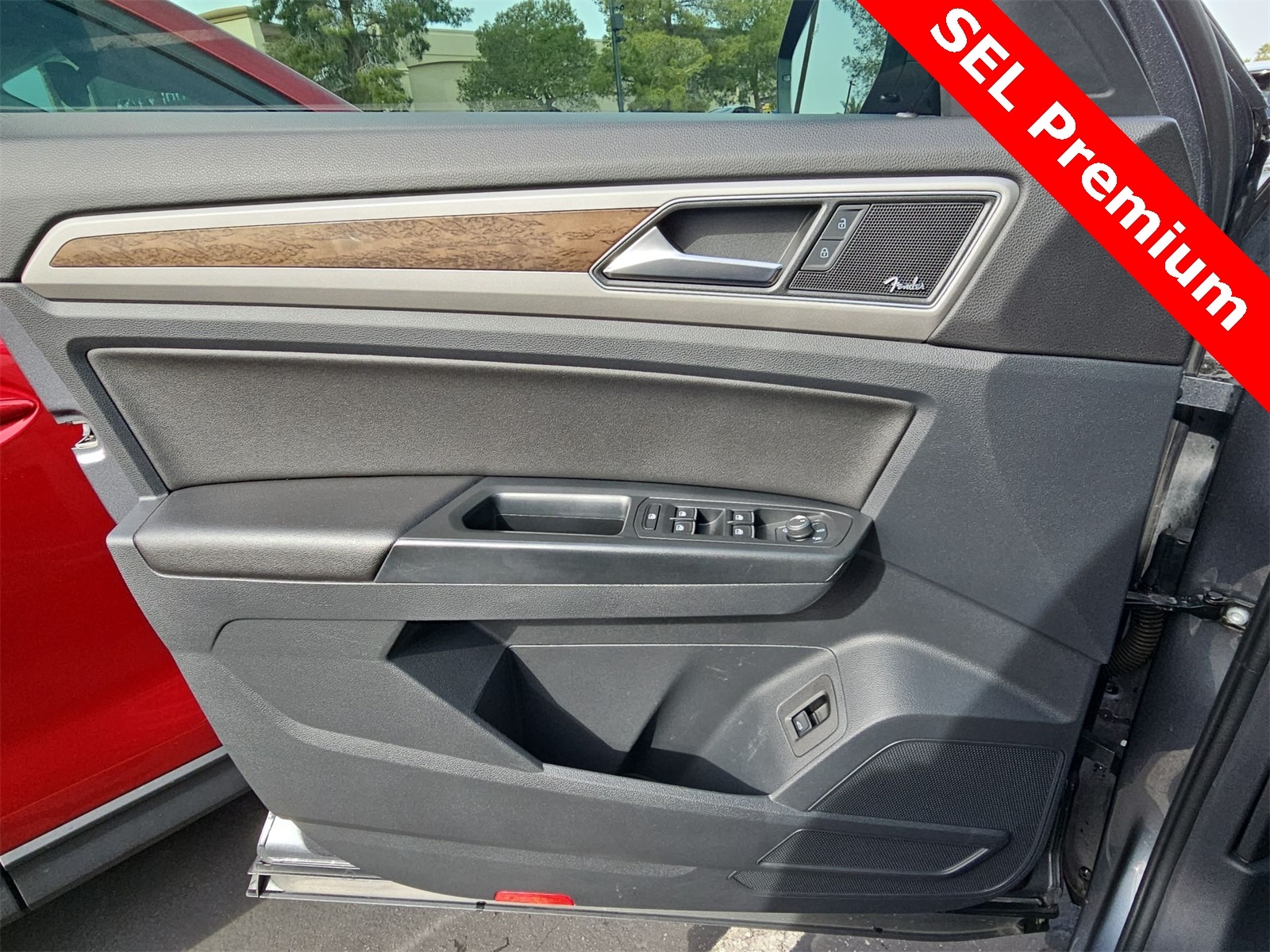 Thumbnail: 2019 Volkswagen Atlas - 28