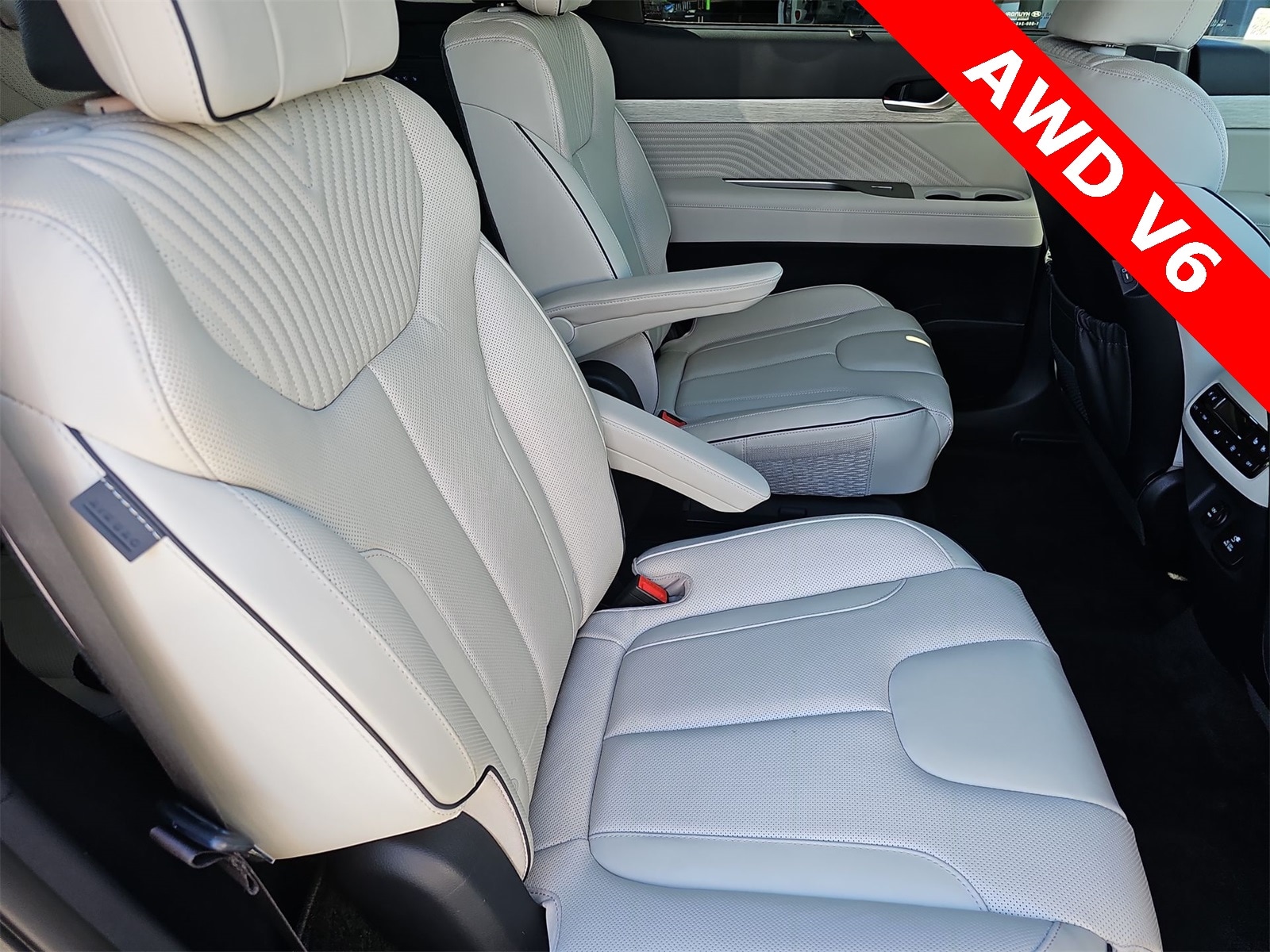 Thumbnail: 2024 Hyundai Palisade - 17