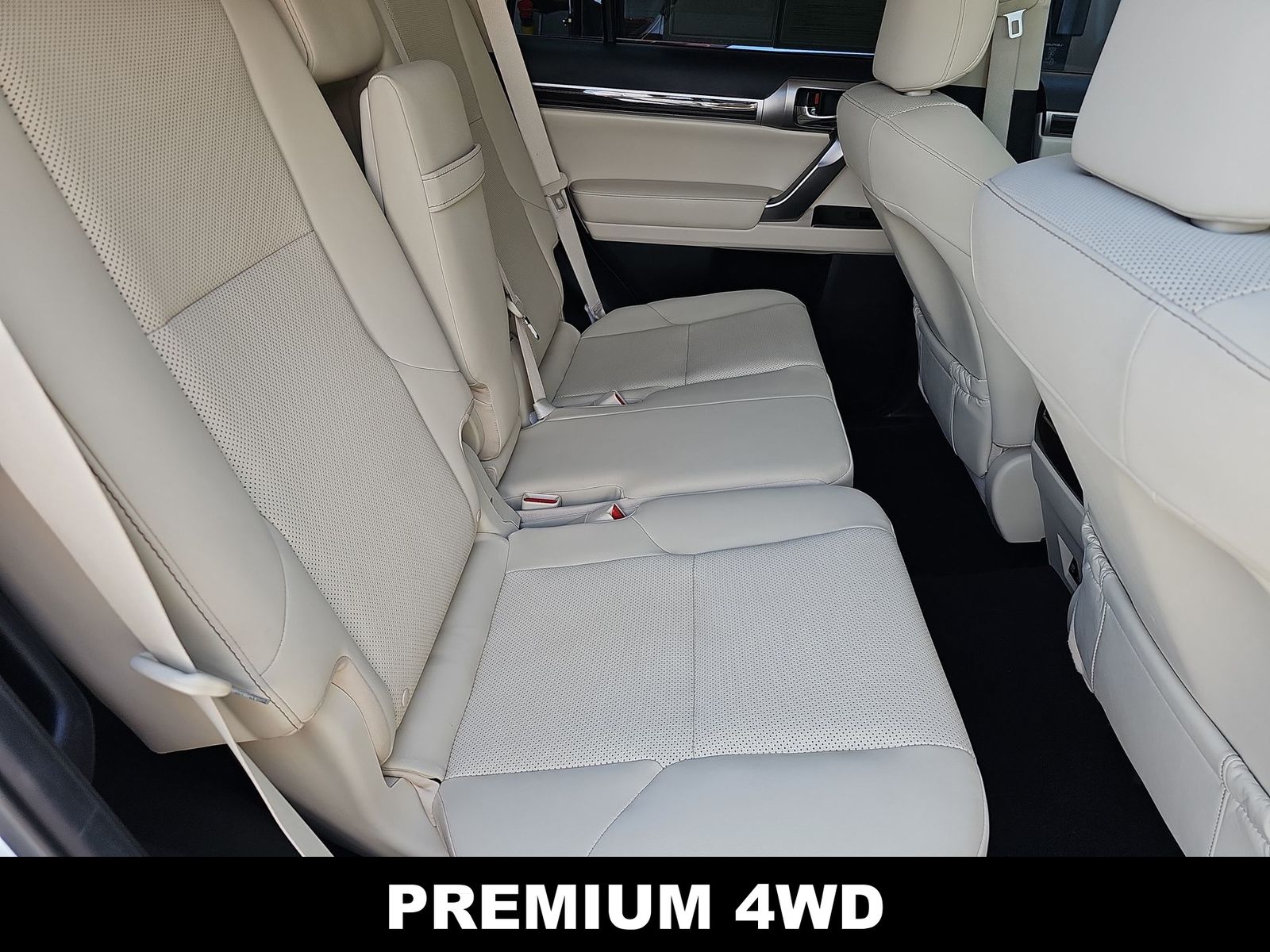 Thumbnail: 2023 Lexus GX - 17
