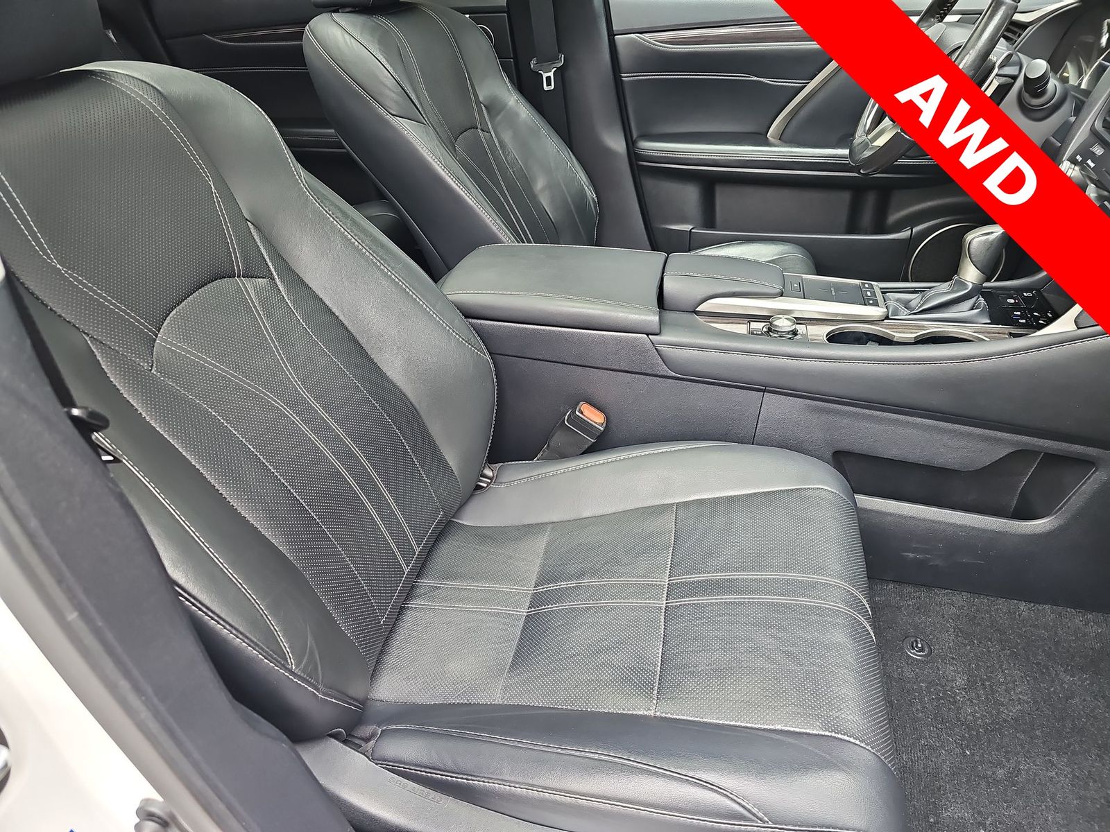 Thumbnail: 2020 Lexus RX - 18