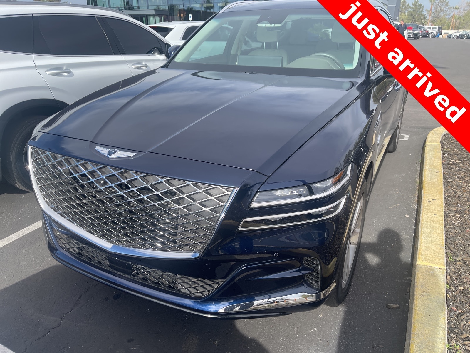 2024 GENESIS GV80 Standard's photo