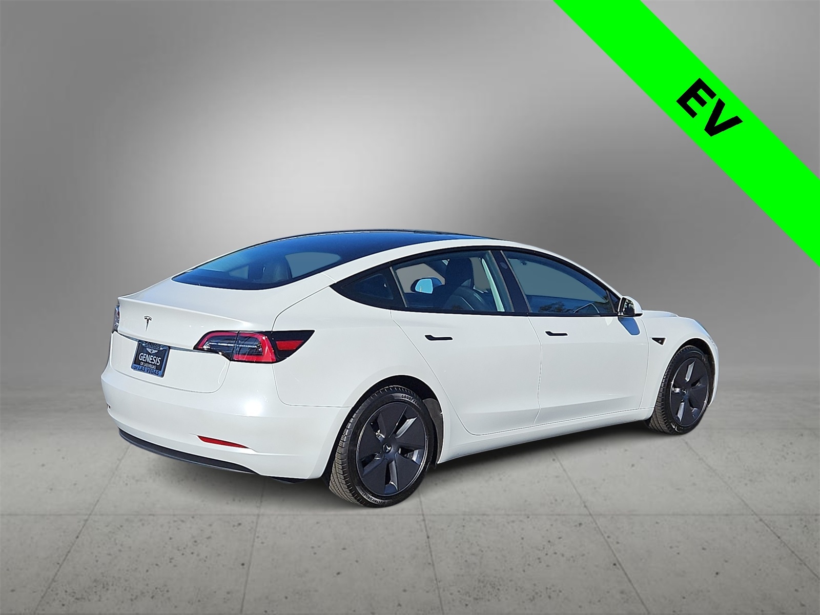 Thumbnail: 2023 Tesla Model 3 - 7