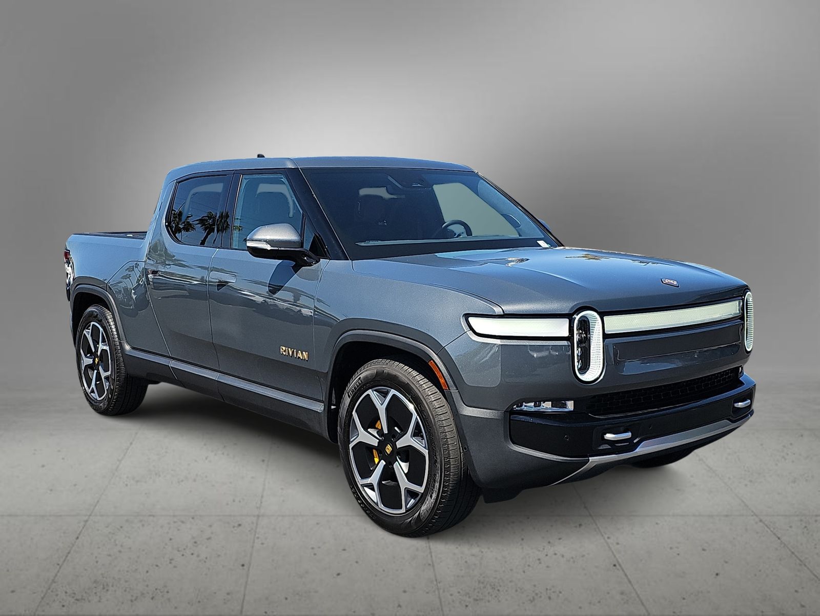 Thumbnail: 2024 Rivian R1T - 2