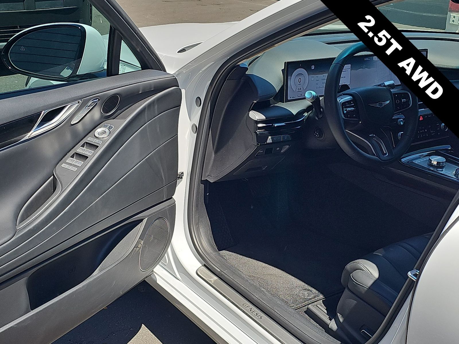 Thumbnail: 2025 Genesis G80 - 10
