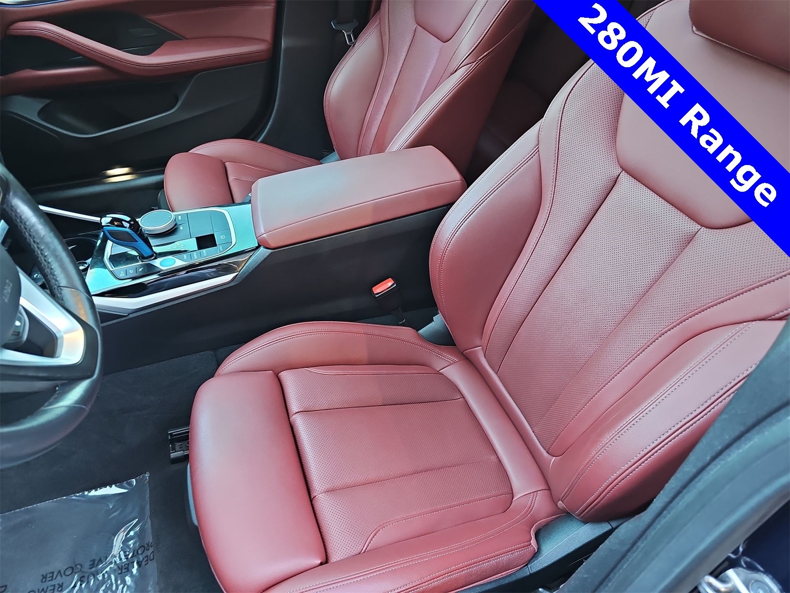 Thumbnail: 2022 BMW i4 - 15