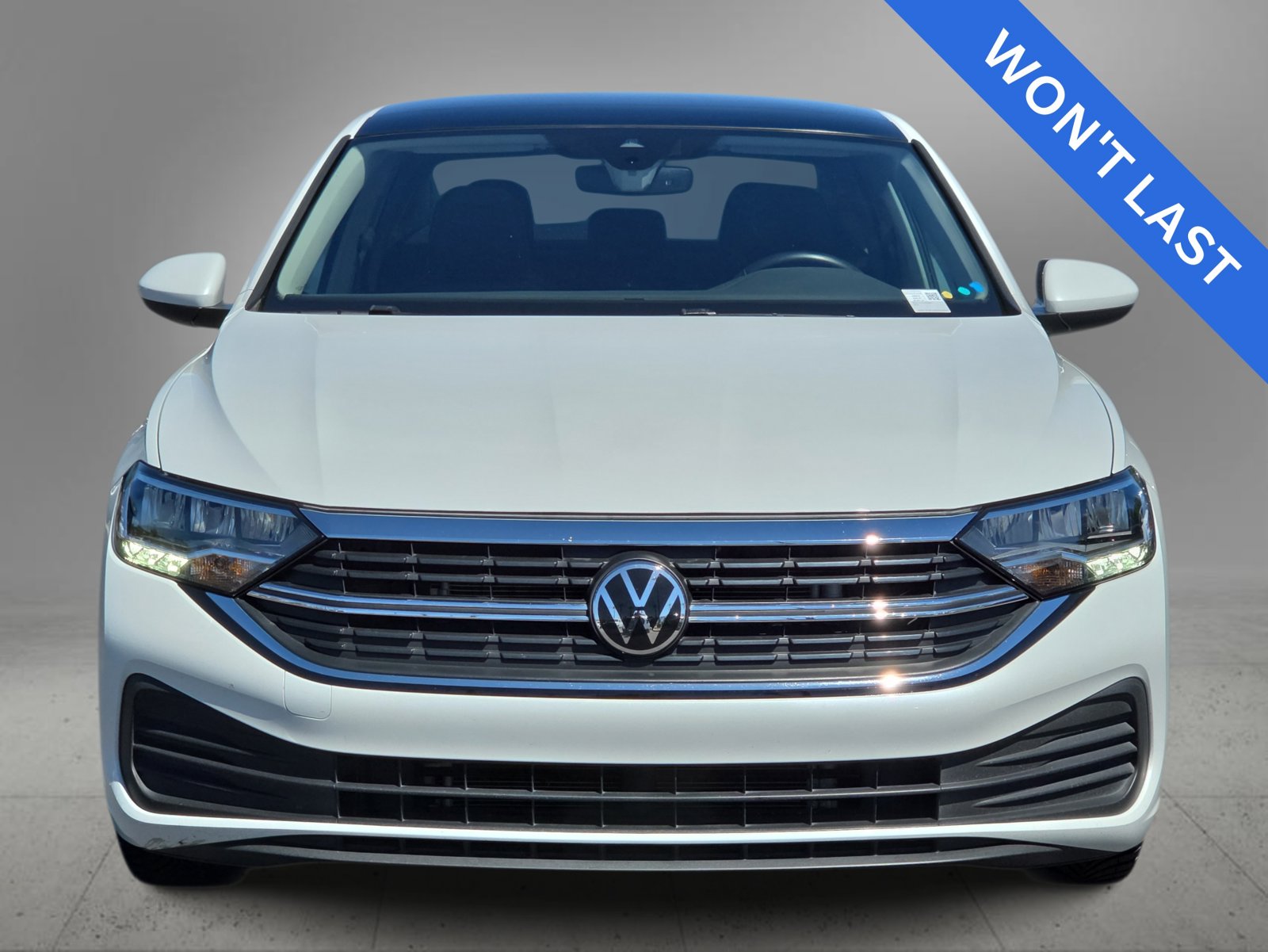 Used 2024 Volkswagen Jetta 1.5T SE Sedan