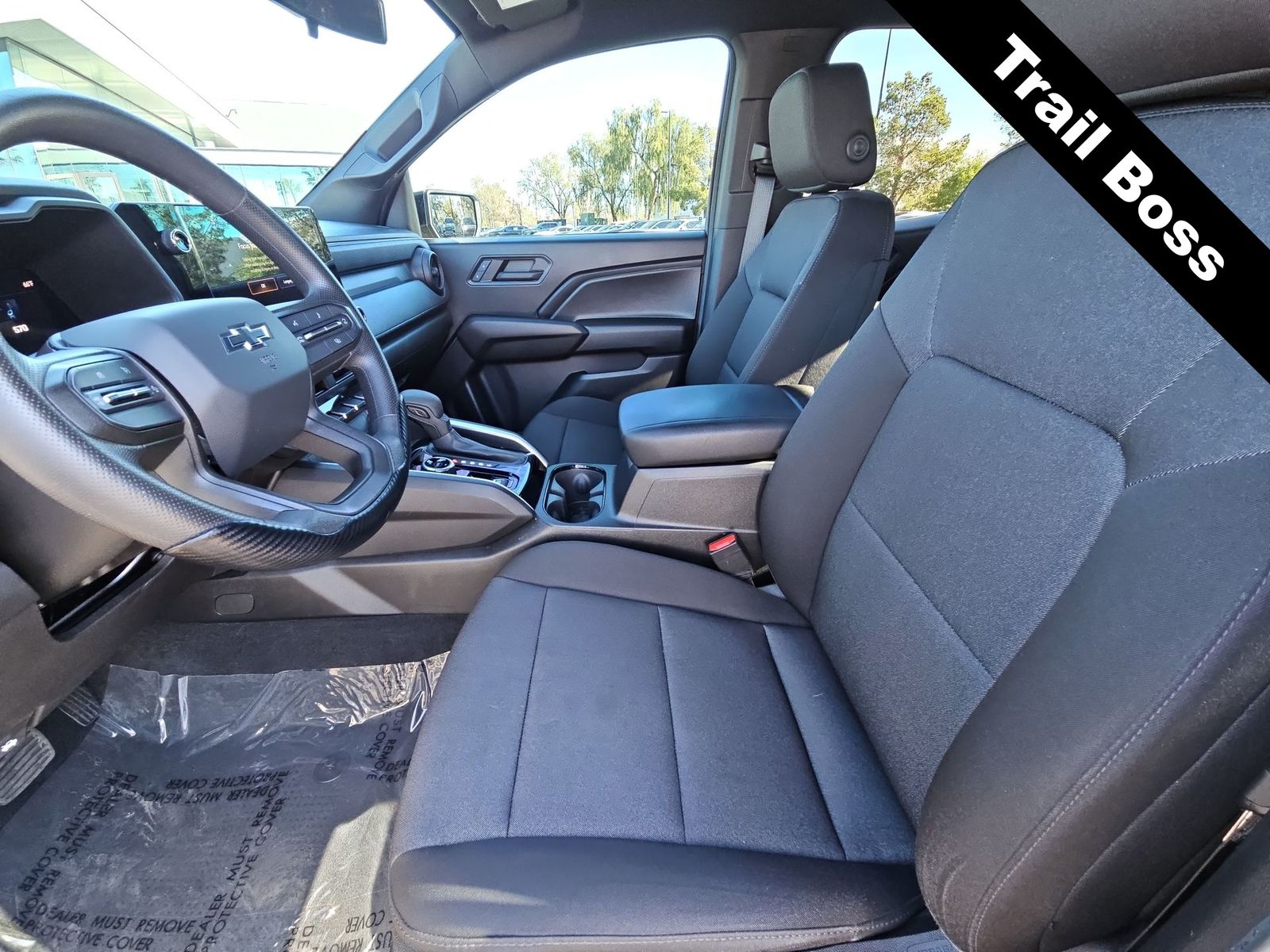 Thumbnail: 2024 Chevrolet Colorado - 15