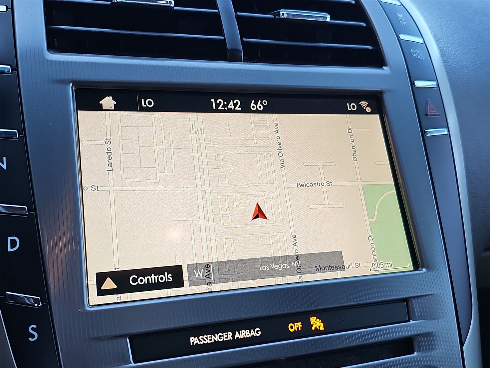 Thumbnail: 2018 Lincoln MKZ - 26