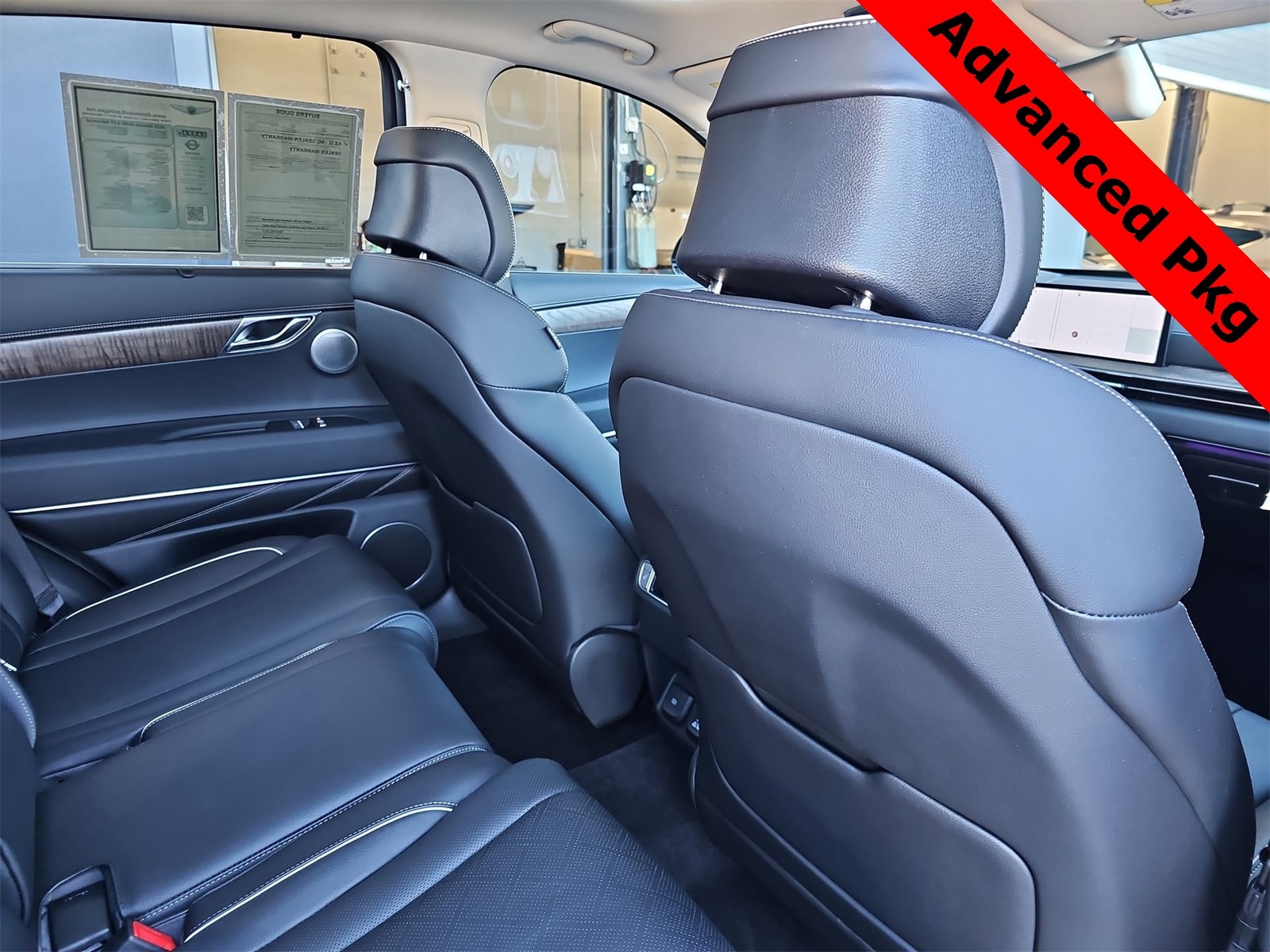 Thumbnail: 2025 Genesis GV80 - 16