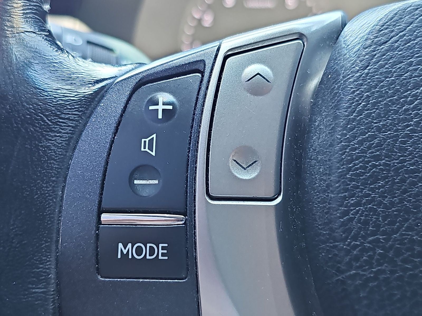 Thumbnail: 2015 Lexus ES - 28