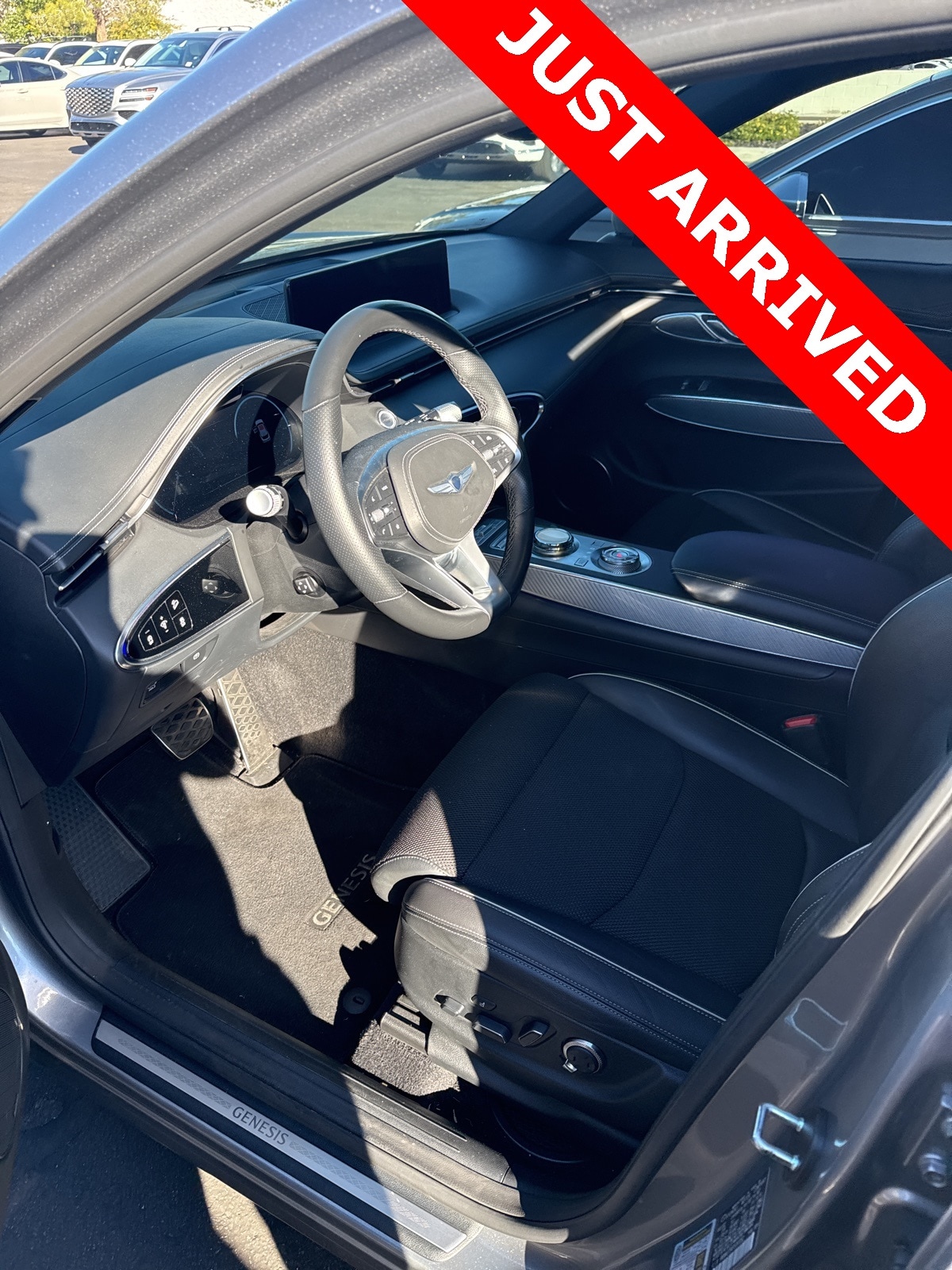 Thumbnail: 2023 Genesis GV70 - 7