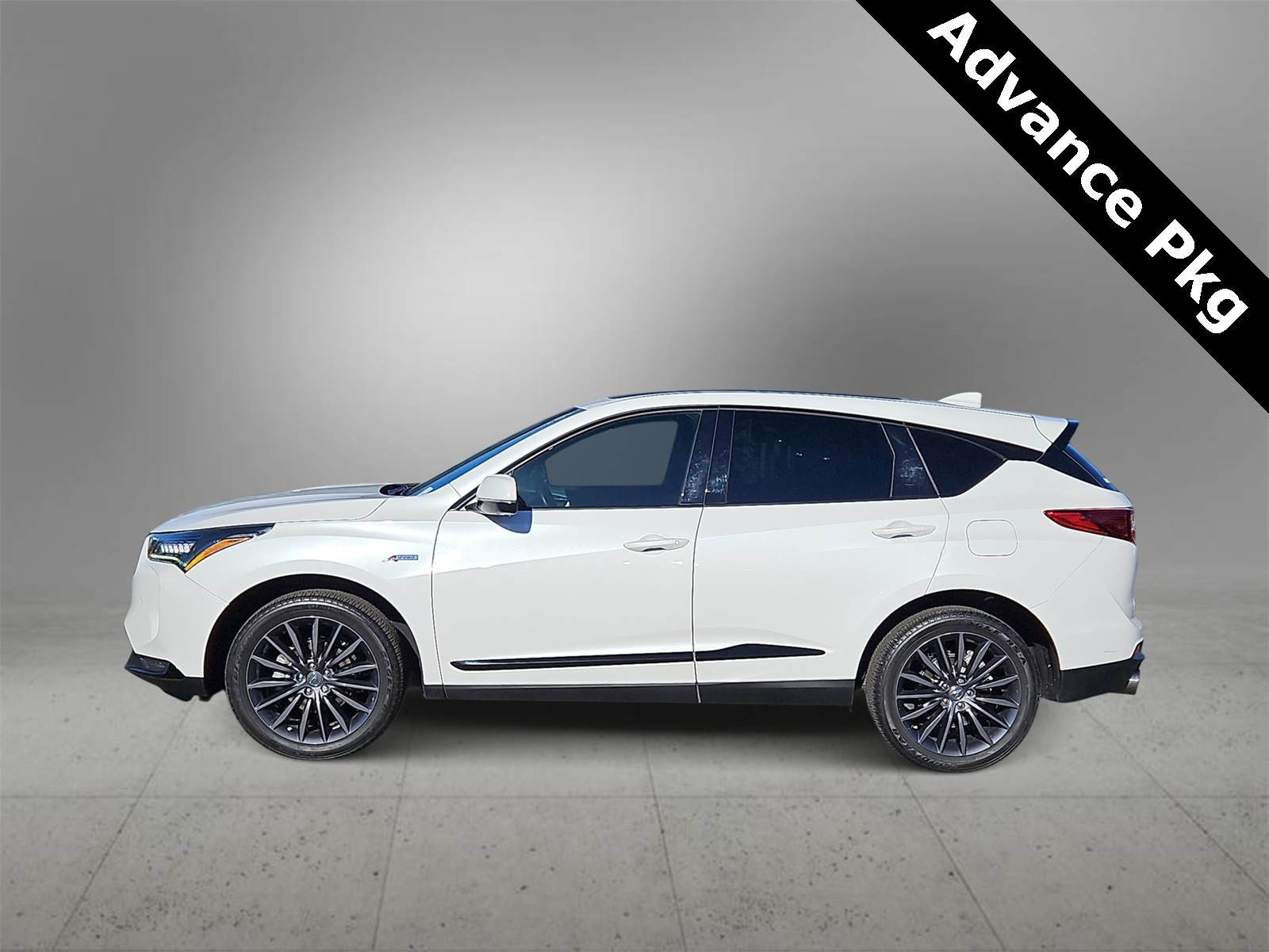 Thumbnail: 2022 Acura RDX - 5