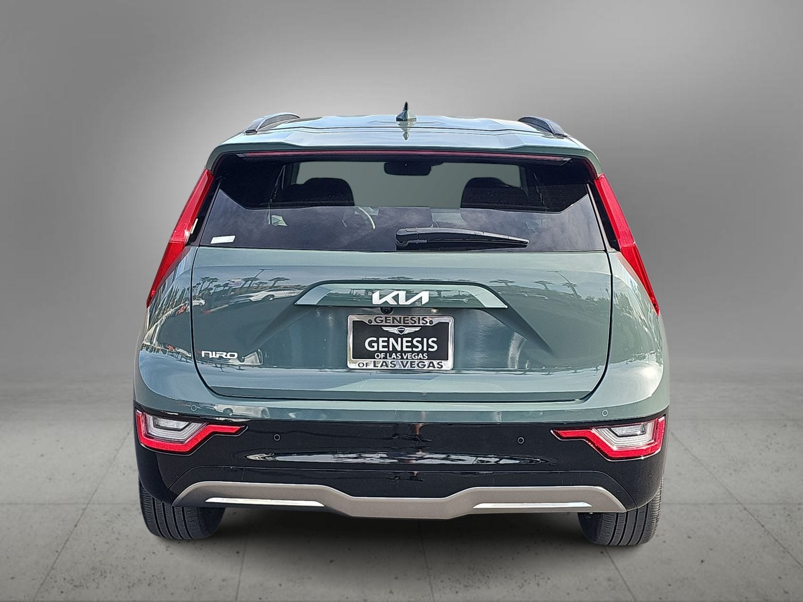 Thumbnail: 2023 Kia Niro - 7