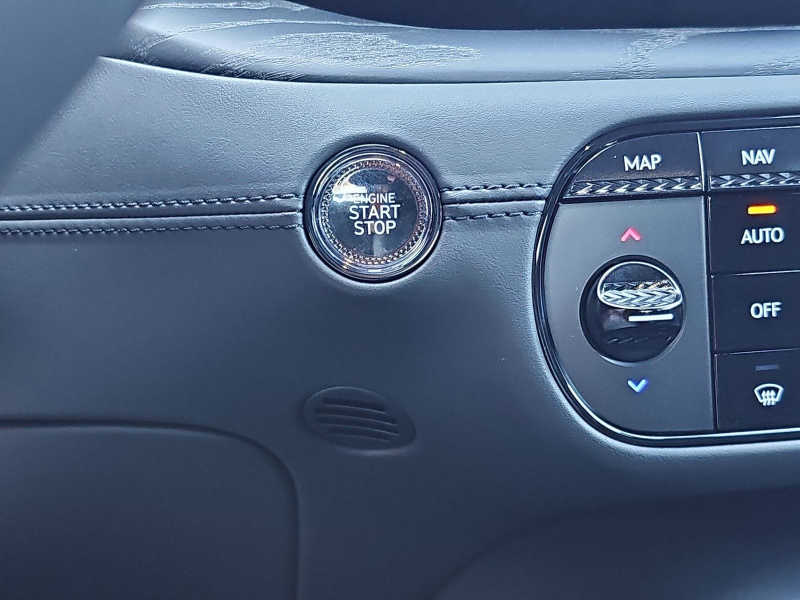 Thumbnail: 2026 Genesis G90 - 24