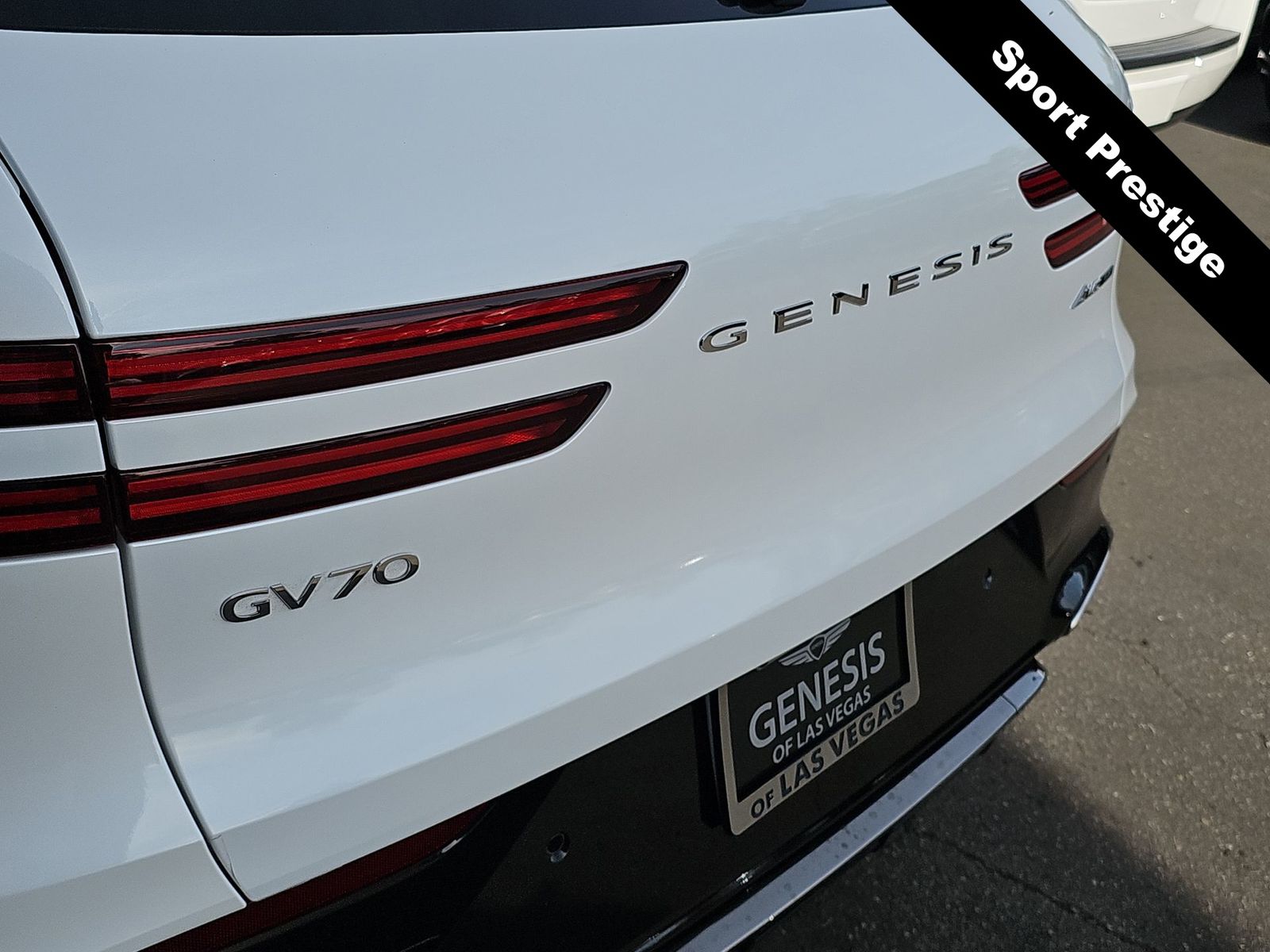Thumbnail: 2026 Genesis GV70 - 11