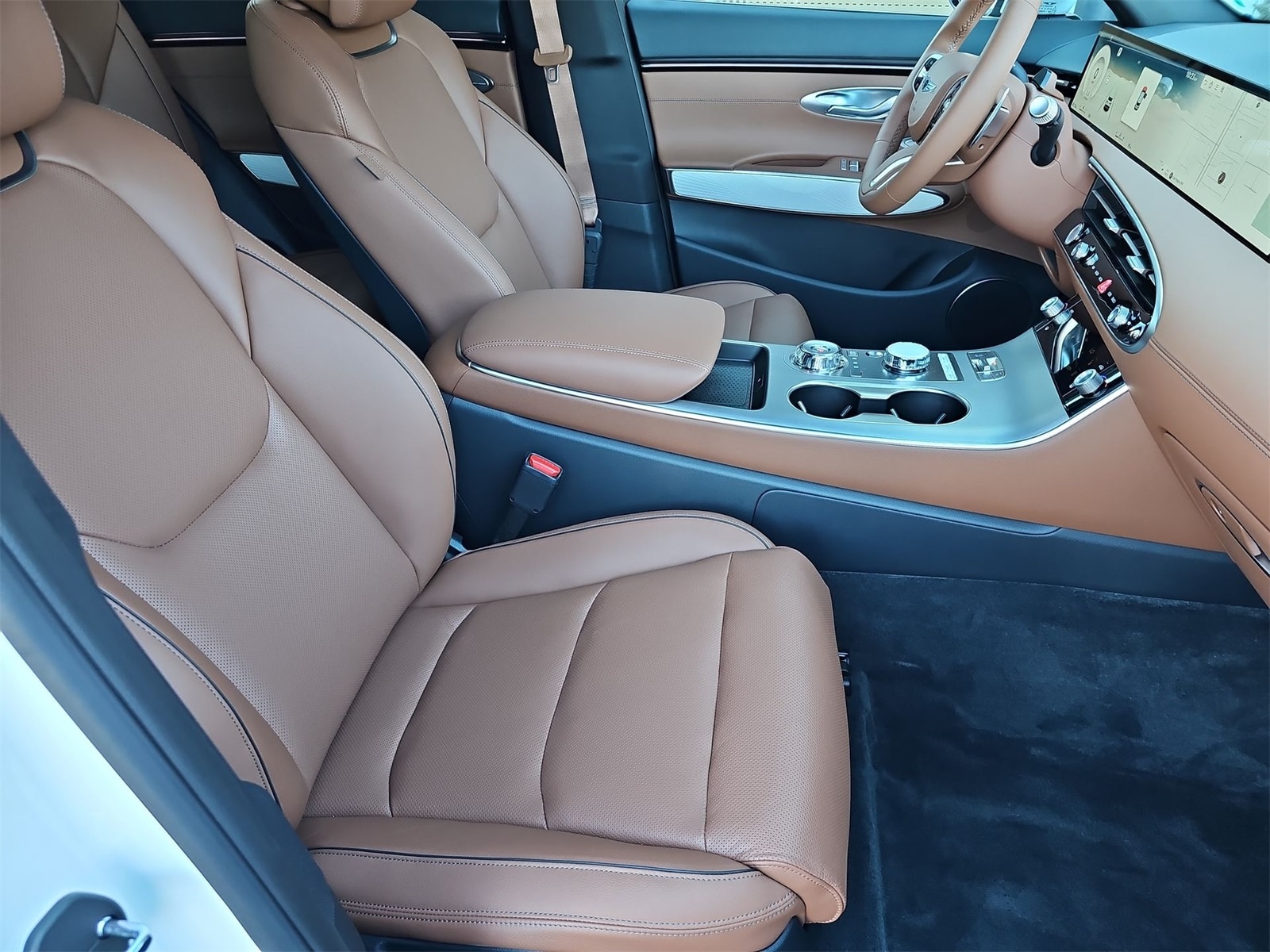 Thumbnail: 2026 Genesis GV70 - 18