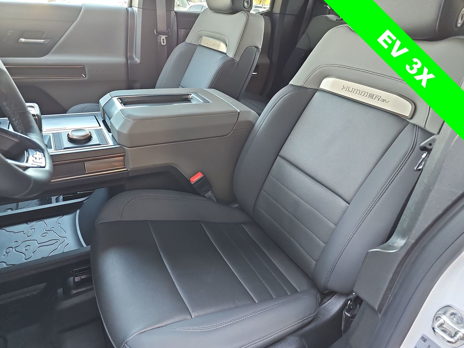 Thumbnail: 2024 GMC Hummer EV - 15