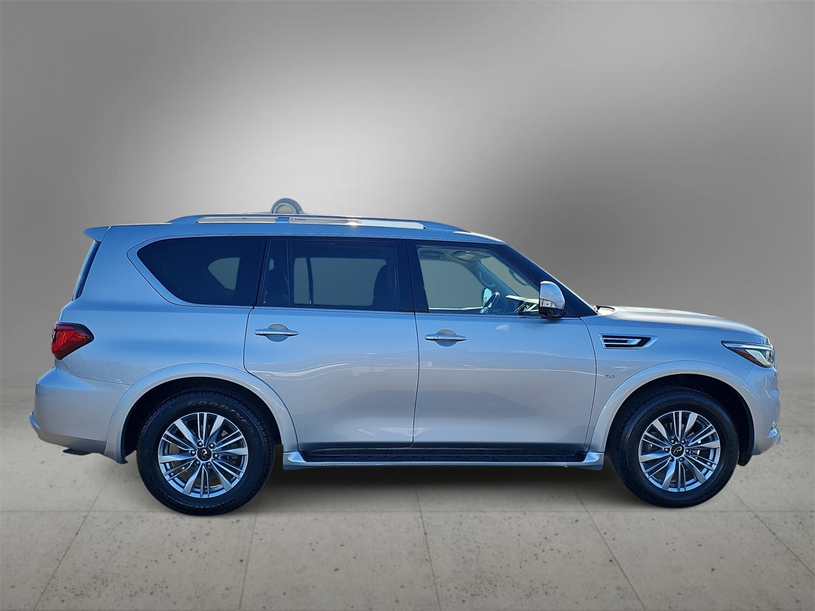 Thumbnail: 2019 INFINITI QX80 - 9