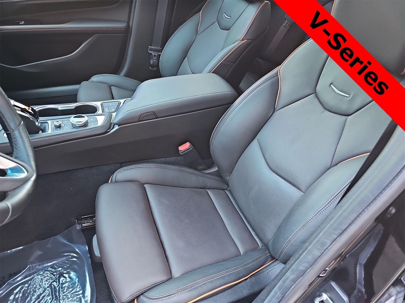 Thumbnail: 2024 Cadillac CT4 - 15