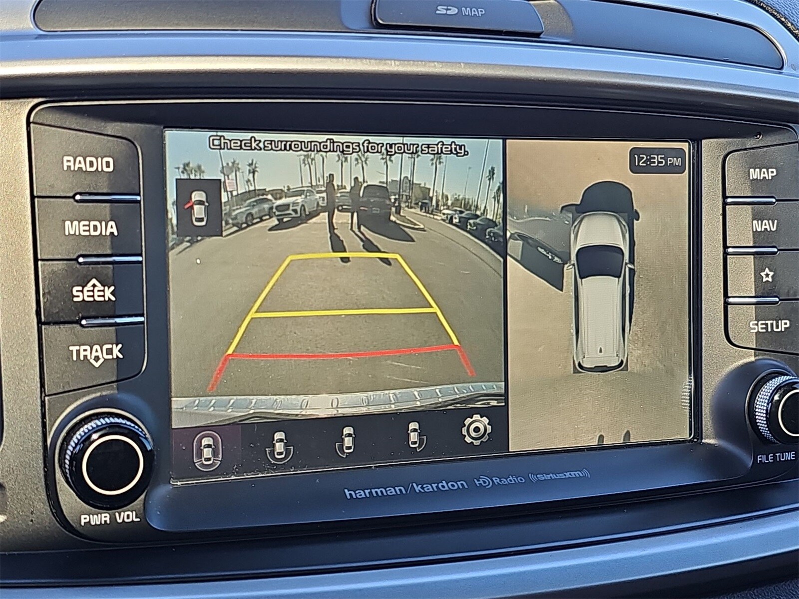 Thumbnail: 2019 Kia Sorento - 26