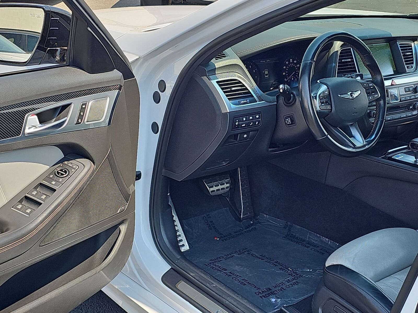 Thumbnail: 2018 Genesis G80 - 11