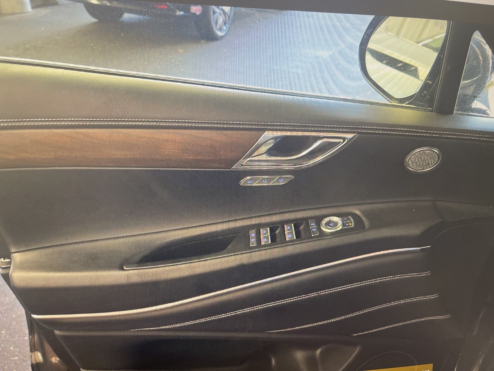 Thumbnail: 2024 Genesis GV80 - 8