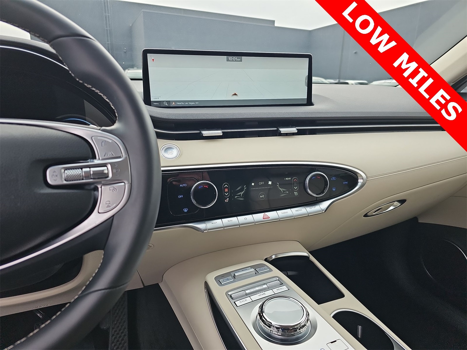 Thumbnail: 2025 Genesis GV70 - 20